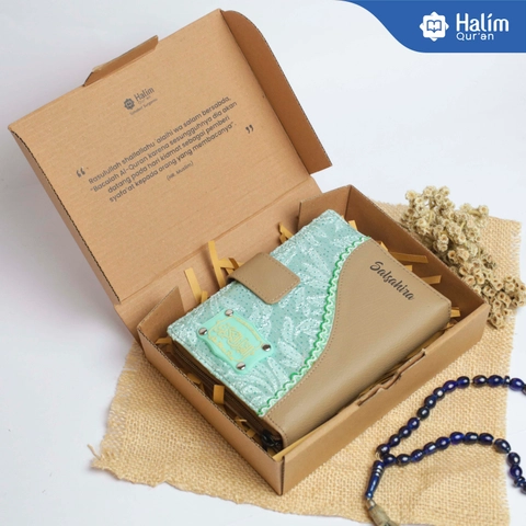Bundling Al-Quran Terjemah Tajwid Samara Agenda A6 Free Custom Nama + Box Kecil - Re