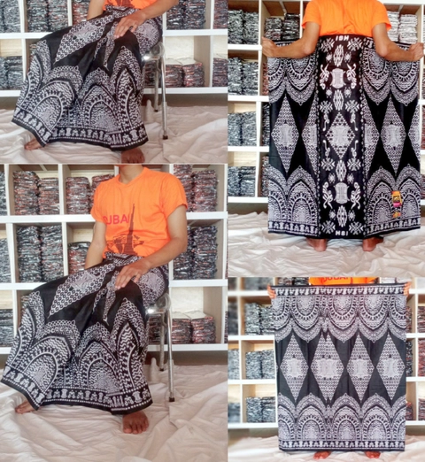 Kois Batik - Sarung dewasa santri motif hitam putih