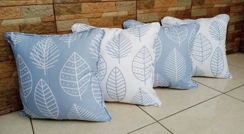 Sarung Bantal Sofa (Sarungnya Aja). Paket Z : 4 Sarung Bantal Mix (2 Halia Biru & 2 Halia Putih)