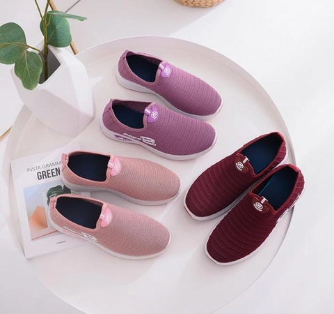 LUXIA - Chaerin Sepatu Slip On Wanita Sport Shoes M-Fashion For7s 022