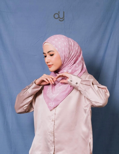Dyaramira - Hazna Scarf Kerudung Segi Empat