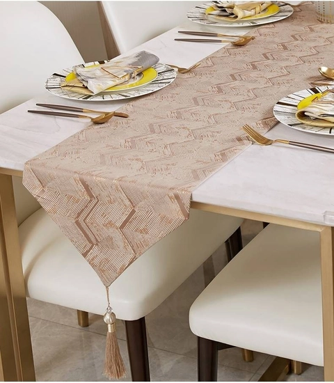 Lilopilo - Elegant Nordic Table Runner Bordir
