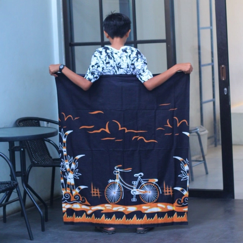 Khisna collection - Sarung untuk remaja usai 7 sampai 18 tahun wayang