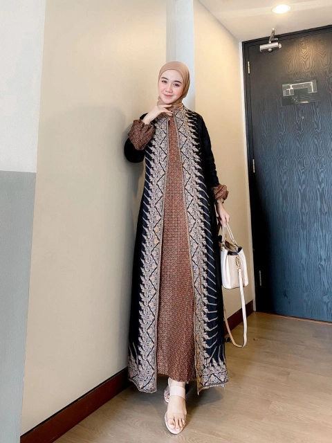Batik Mafaza - Gamis cardy tercantik modern syari motif modang coklat