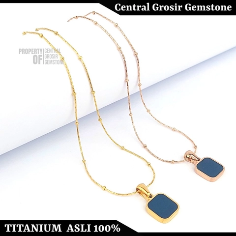 CENTRAL GROSIR GEMSTONE - Kalung Titanium Liontin Black Clover Fashion Wanita
