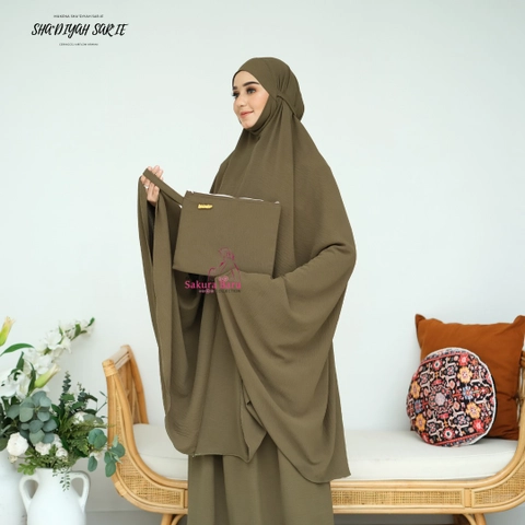 EVM Stockist - Sakura Baru - Mukena Crinkle Shadiyah Sharie Menutup Dagu Eksklusif